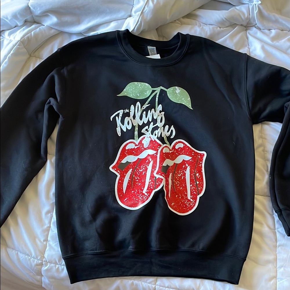 Black Rolling Stones Sweatshirt with Red Lips Graphic